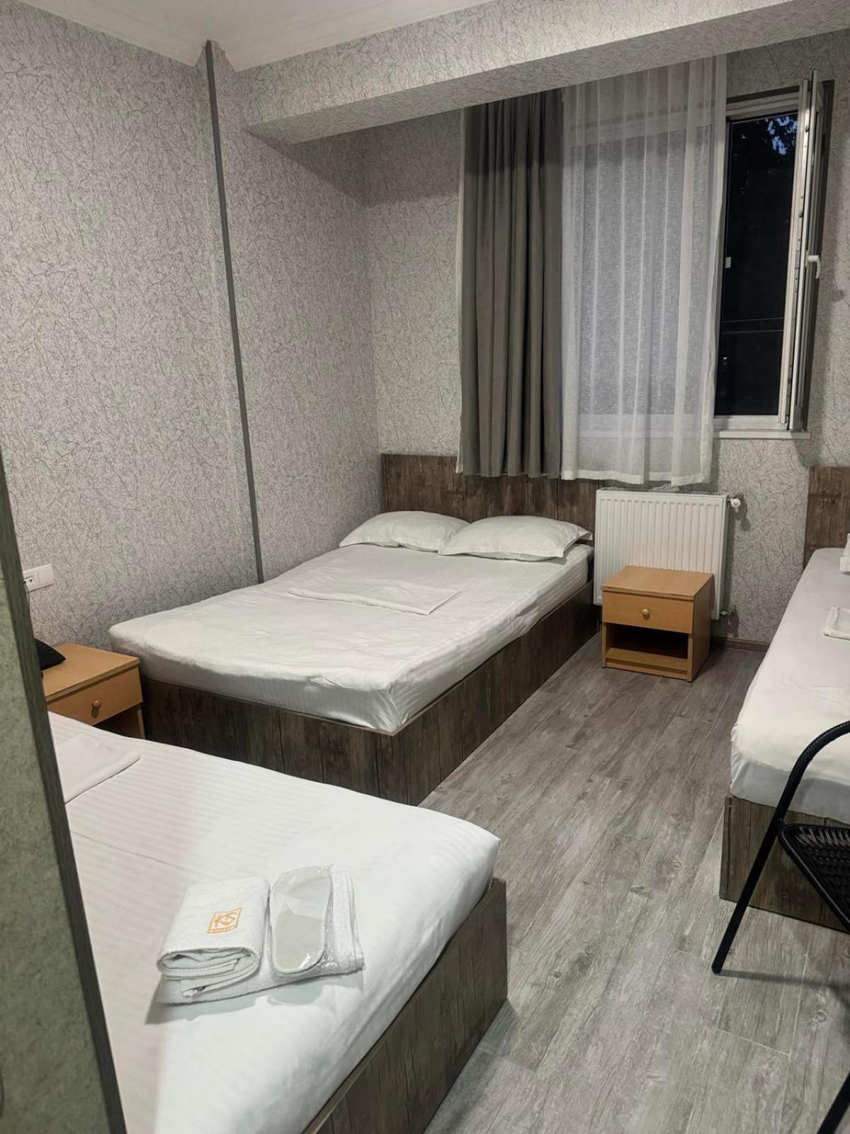 Hotel Skib Тбилиси Екстериор снимка