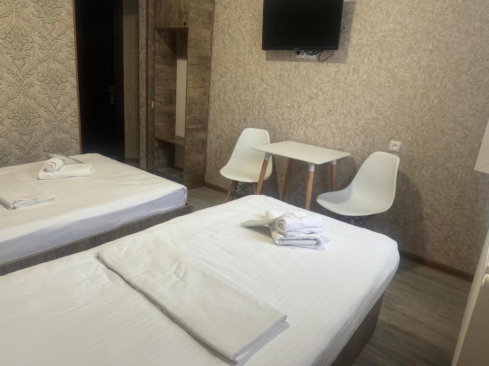 Hotel Skib Тбилиси Екстериор снимка